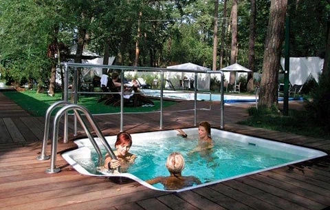 Композитная купель Квадро (2,8 м x 2,3 м x 1,8 м)